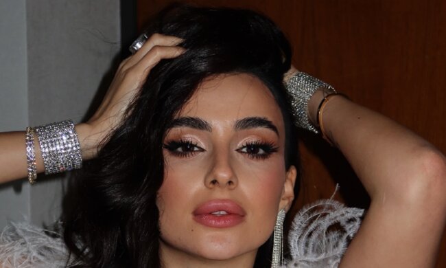 Анна Трінчер