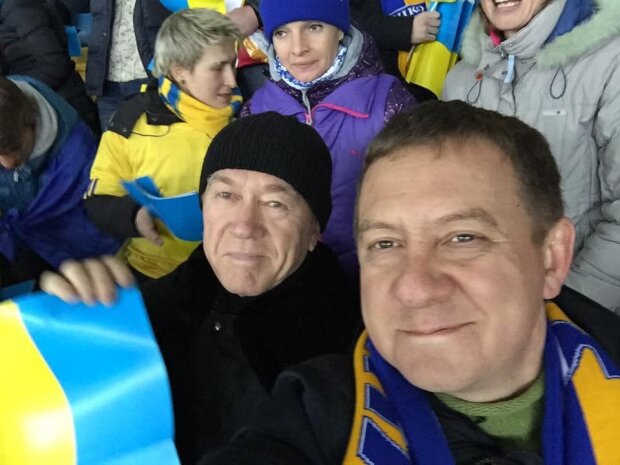 отец Айдера Муждабаева