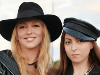 Оля Полякова та її дочка: скрін з відео