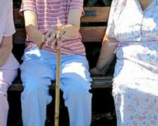 Пенсионеры, пенсии