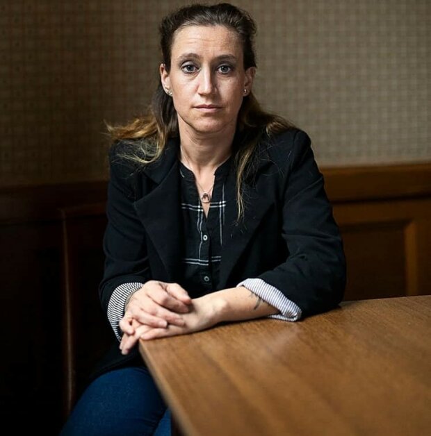 Девушка отомстила отчиму, который заставил родить ему четверых детей