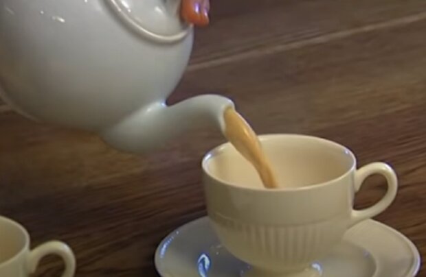 Чай. Фото: скріншот відео.