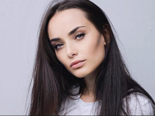 Ксения Мишина