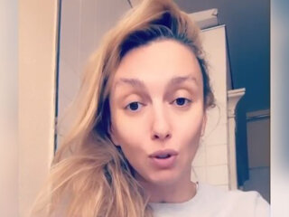 Оля Полякова