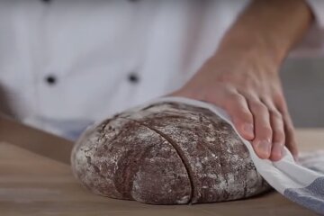 Шкода свіжого хліба для організму