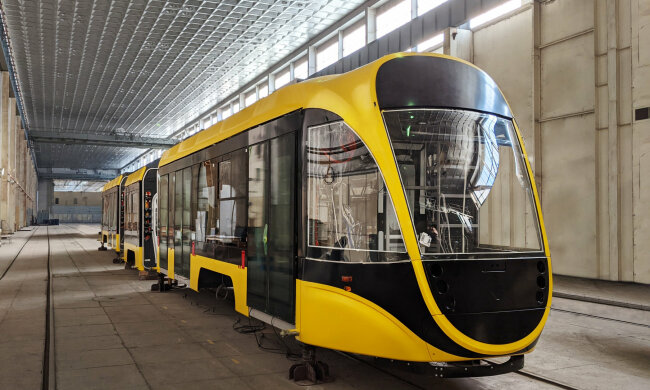 Компанія "Татра-Юг" представила новий трамвай