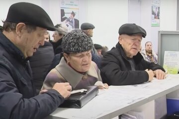 Пенсіонери: скрін з відео