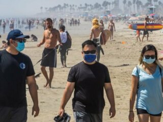 Як не привезти коронавірус з відпустки?