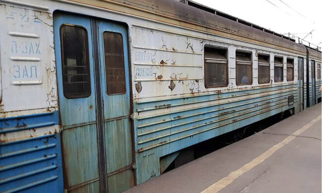 іржавий поїзд