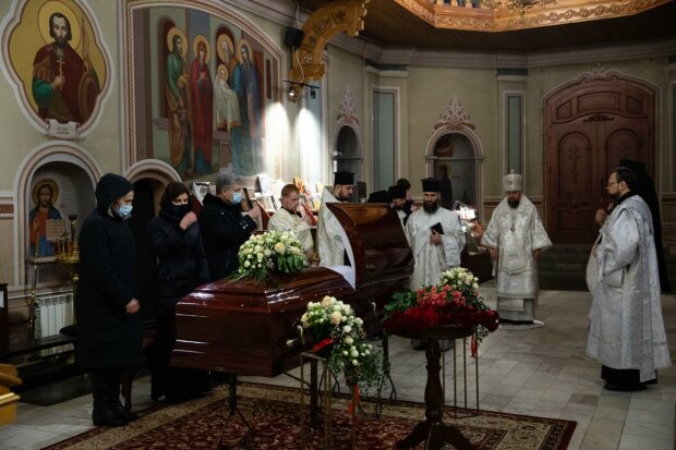 прощание с тещей Петра Порошенко