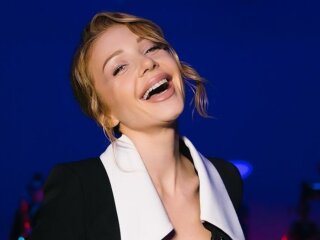 Тина Кароль