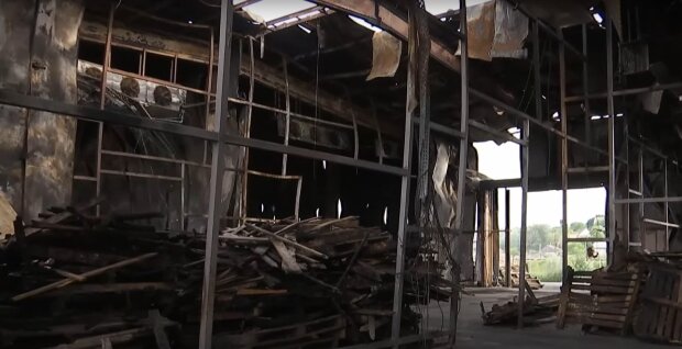 знищені елеватори з зерном