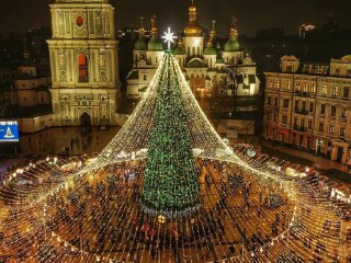 Елка на Софиевской площади, фото из соцсетей