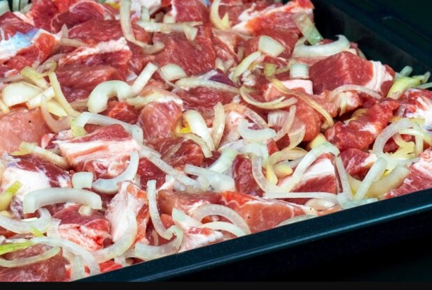 М'ясна запіканка, кадр з відео