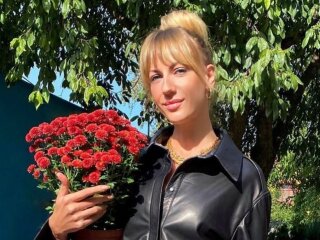 Леся Нікітюк