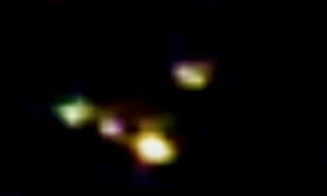 предполагаемое НЛО возле МКС