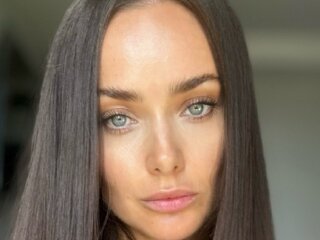 Ксения Мишина