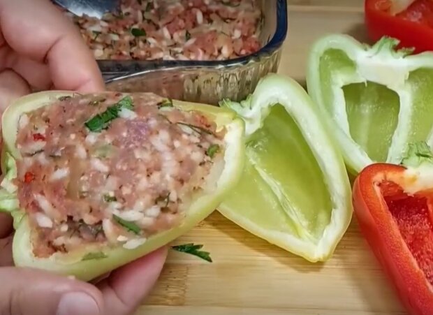 Фаршированные перцы, кадр из видео