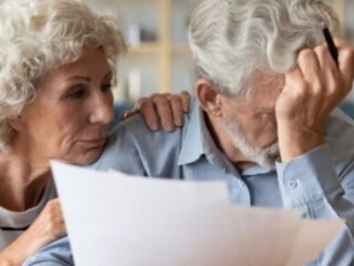 Пенсіонери: скрін з відео