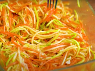 Кабачки по-корейски