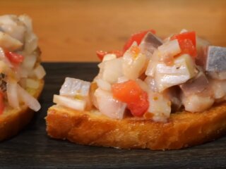 Селедка по-студенчески, кадр из видео