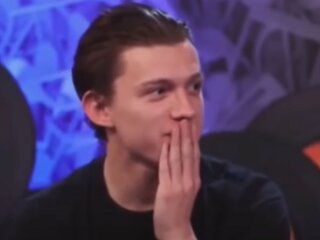 Том Холланд