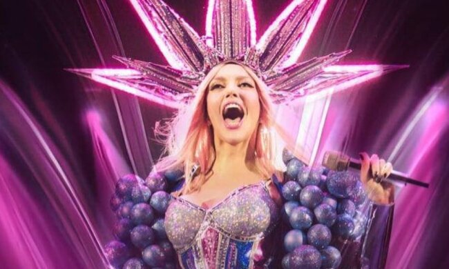 Оля Полякова