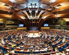 Россия в ПАСЕ требует рассмотреть вопрос санкций против Медведчука и закрытия трех каналов
