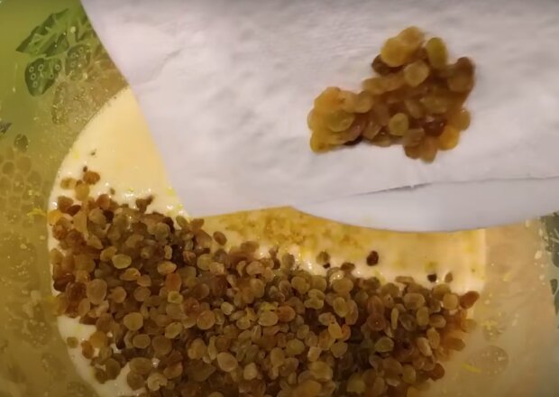 Приготування пасок, кадр з відео