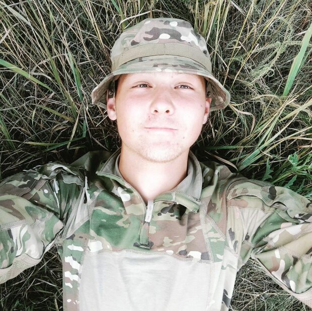 Віталій Олексевич - молодий військовослужбовець