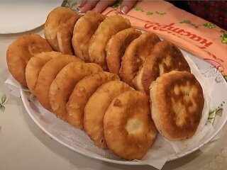 Беляши, кадр из видео