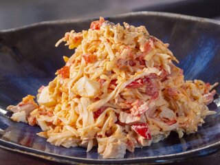 Салат "Коралл", кадр из видео