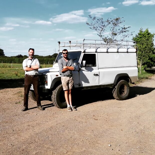 Ребята решили "спарить" Land Rover 4x4 и стиль самолетов Airstream