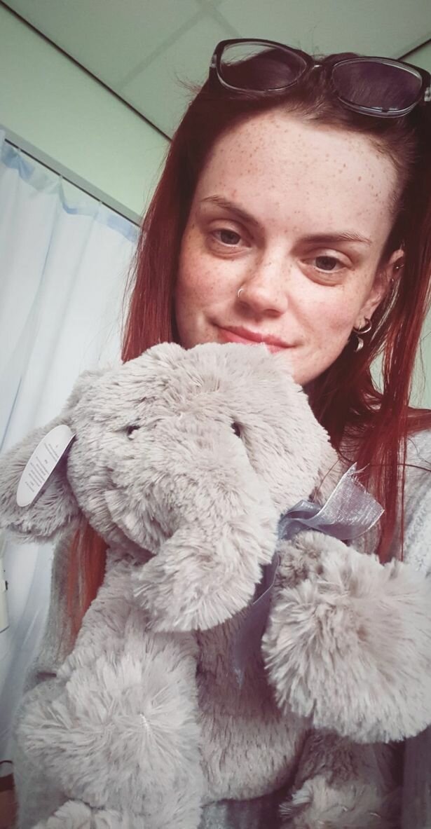 27-летняя женщина рвет 30 раз в день из-за редкой болезни