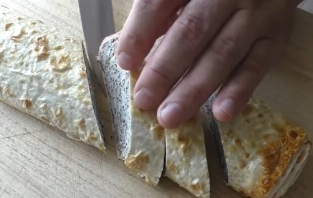 Рулет з лаваша, кадр з відео