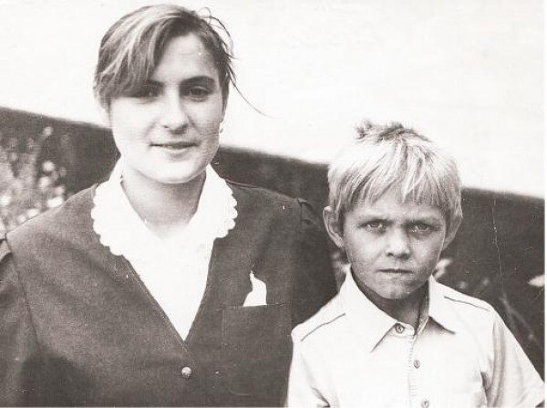 Олександр Усик з мамою Надією Петрівною