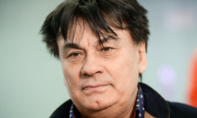 Александр Серов