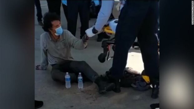 экстремал спрятался в шасси самолета, чтобы пробраться в США