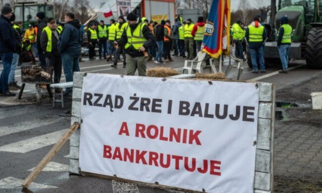 Поляки хотят с 20 февраля запретить украинцам проезжать железнодорожными станциями: "Будут заблокированы"