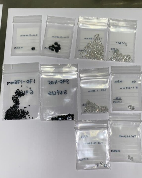 Діаманти, фото: СБУ