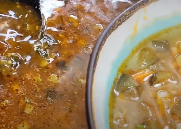 Суп, кадр із відео