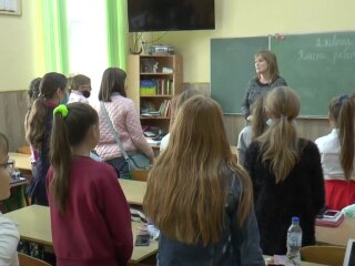 вчителі, школа, учні, освіта