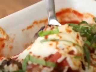 Еда. Фото: скриншот видео.