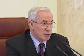 Колишній прем'єр-міністр Микола Азаров