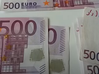 Евро: скрин с видео