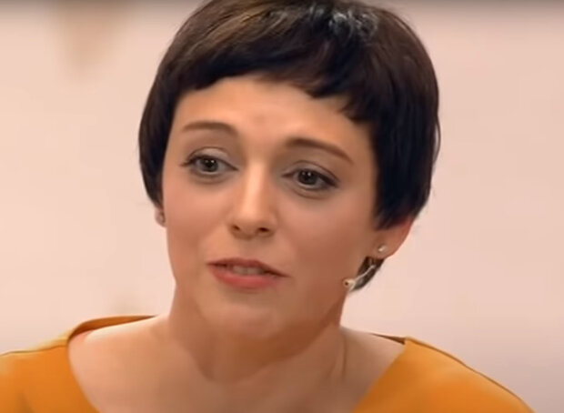 Нелли Уварова