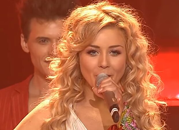 Тіна Кароль, кадр із виступу на Євробаченні-2006