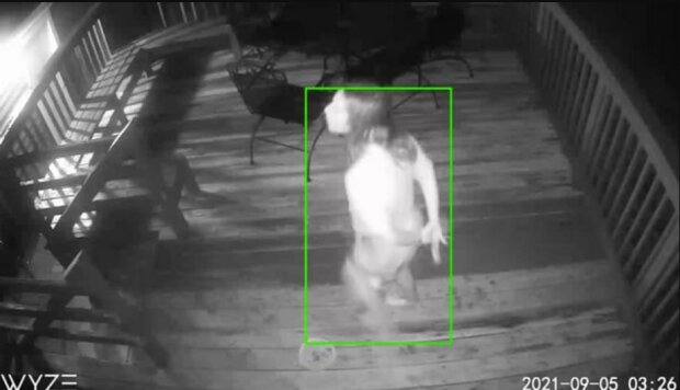 Женщина-зомби