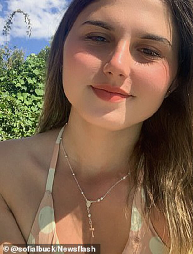 Брати-близнюки вирішили стати сестрами