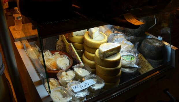 сири Італії